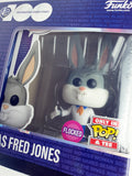 Funko Pop! Television 'This Is Fred Jones' vinyl figure in its original packaging, featuring a gray and white rabbit character with a white shirt and orange tie.
מארז המכיל דמות בובת פופ בגודל "3.75 (9.5 ס"מ) וחולצת טי במידה L של באגס באני לבוש בבגדים של פרד ג'ונס סקובי-דו מהליין של וורנר ברוז ברוס 100.
יוצר ע"י פאנקו בשנת 2023 חדש ובמצב טוב
זוהי אקסקלוסיבית היא בגרסת פרוותית (מצופה בחומר דמוי זמש)
פעולה אקשן פיגר בובה צעצוע אספנות איסוף וינטג' וינטאג' וינטייג' וינטאייג' רטרו 
מחיר מבצע