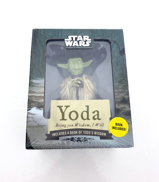 2010 Lucas Books Star Wars 3 inch Yoda Figure & Book