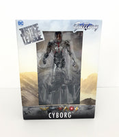 2018 Diamond Select Gallery Justice League 10 inch Cyborg Statue