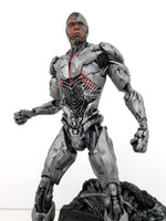 2018 Diamond Select Toys Gallery DC Justice League 10" Cyborg Statue